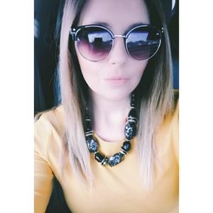 Meet your Posher, Brittney